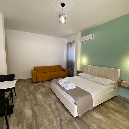 Gray&Oli Studios Vlorë 外观 照片
