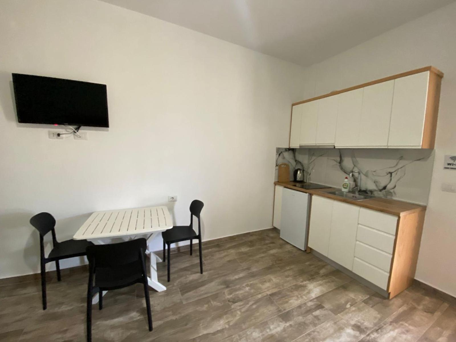 Gray&Oli Studios Vlorë 外观 照片
