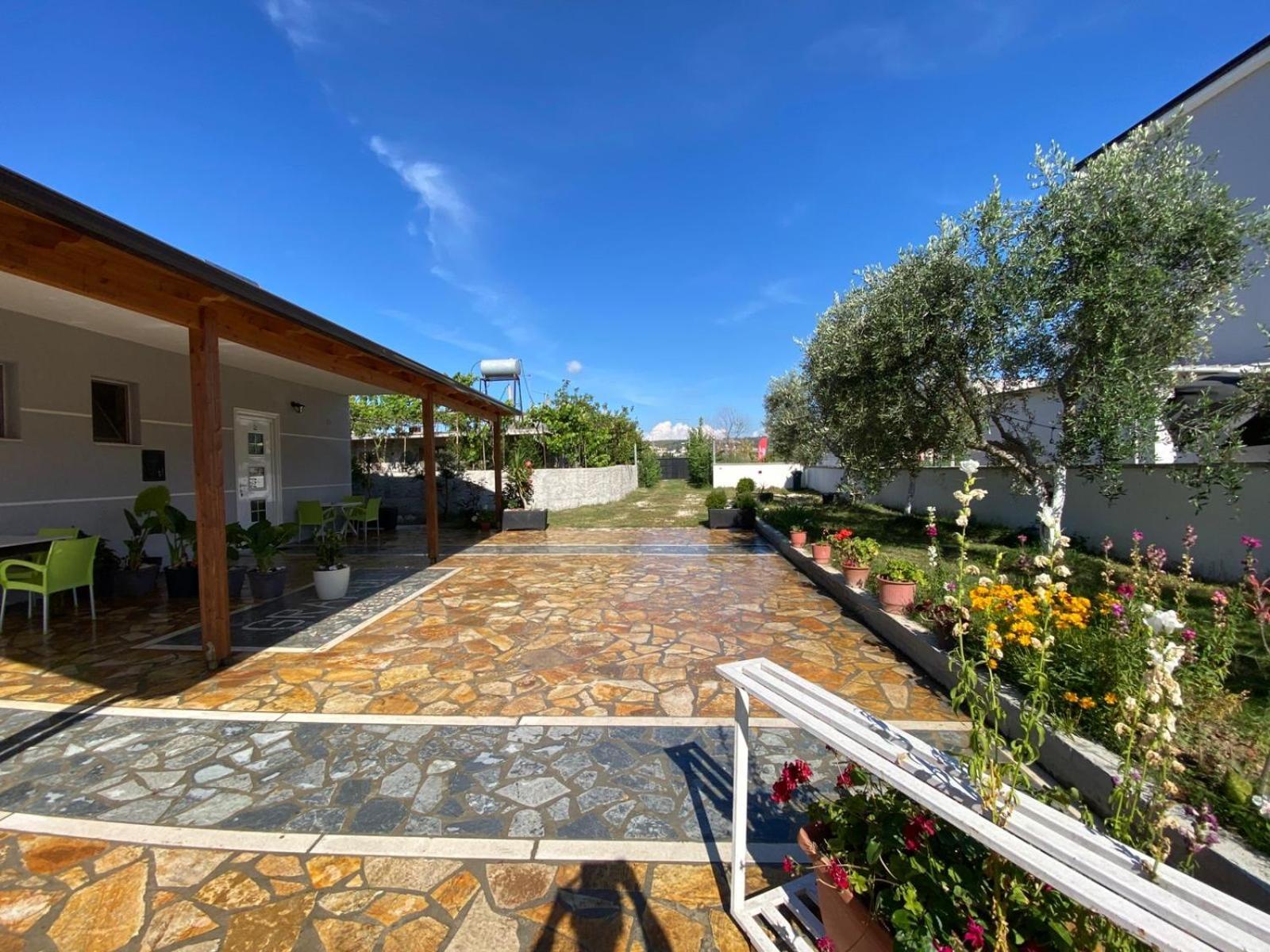 Gray&Oli Studios Vlorë 外观 照片